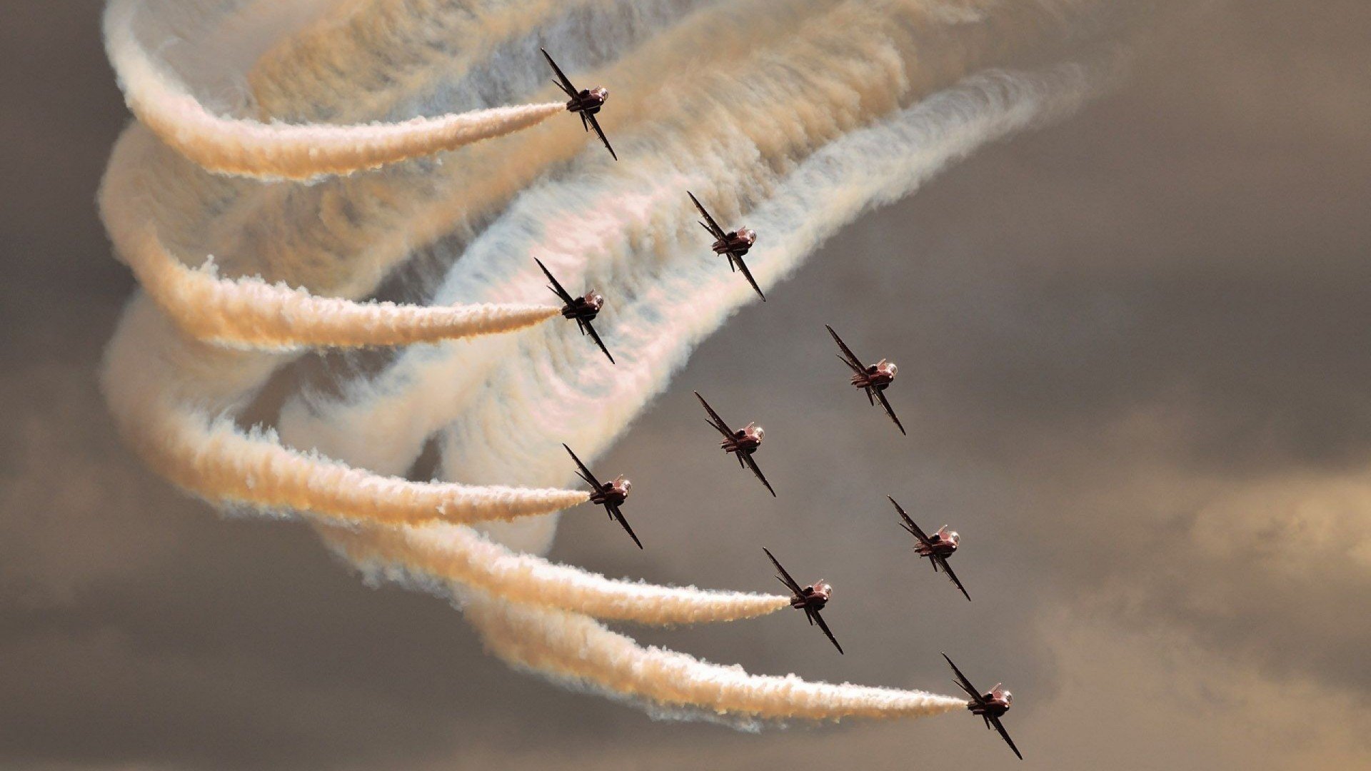 简:在关键比赛中,他为全黑队贡献了无数关键进球