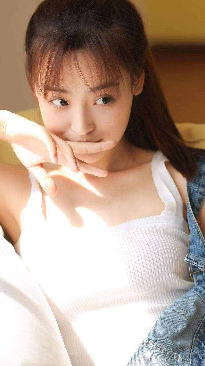 开云官网-英超豪门激烈争夺，争取本赛季冠军奖杯