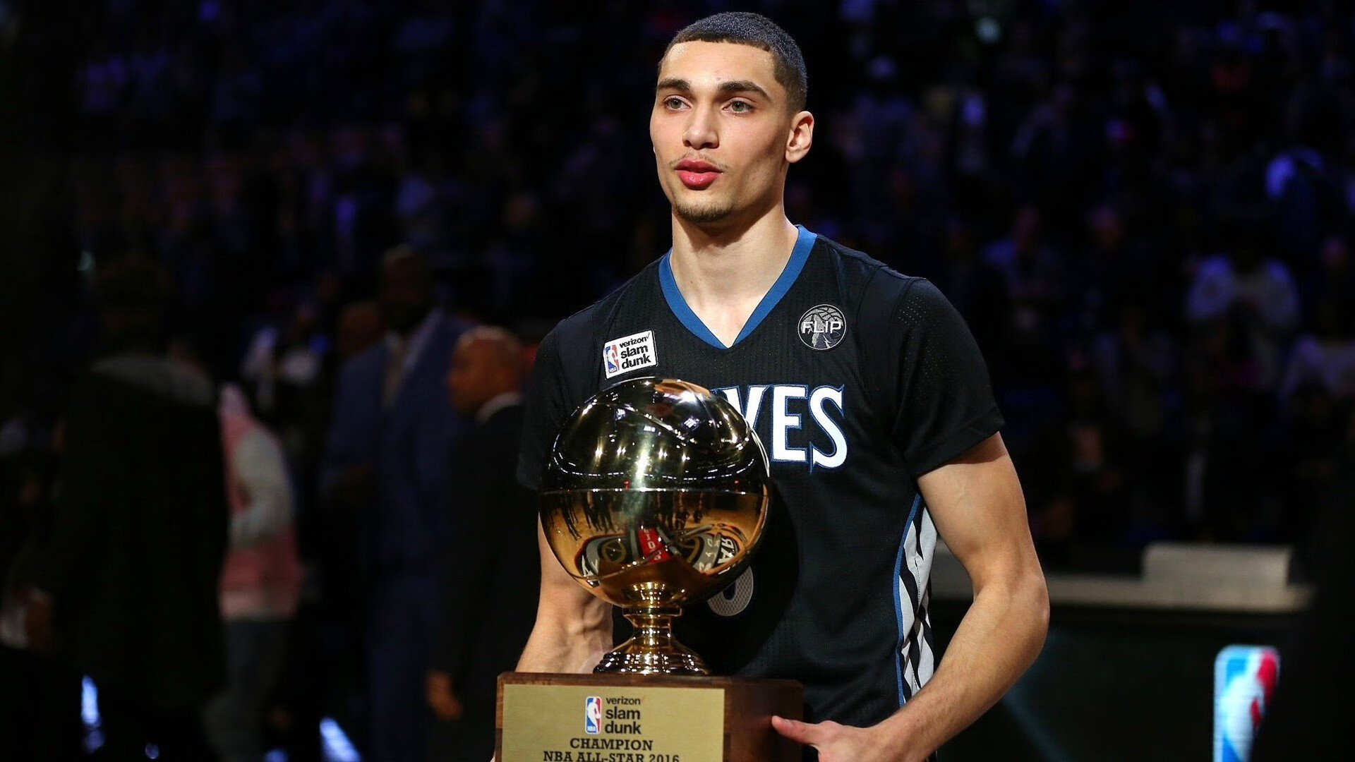 逆转奇迹！王强最后一秒三分绝杀，北京险胜上海！，2005王强